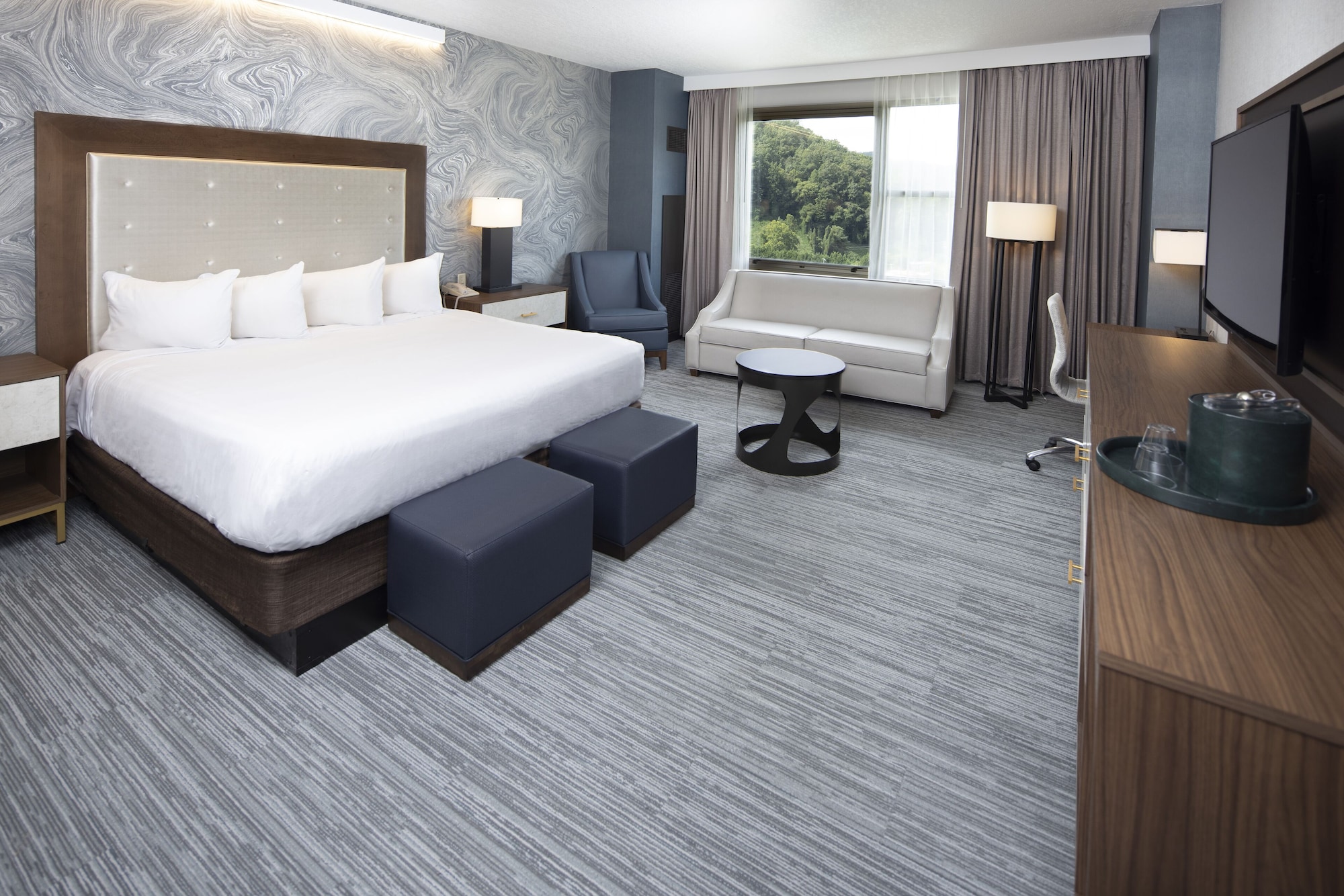 Mountain, Premium, King Bed