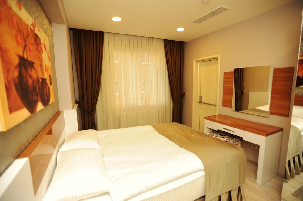 QAMAR PRESTIGE SUITES 14/49