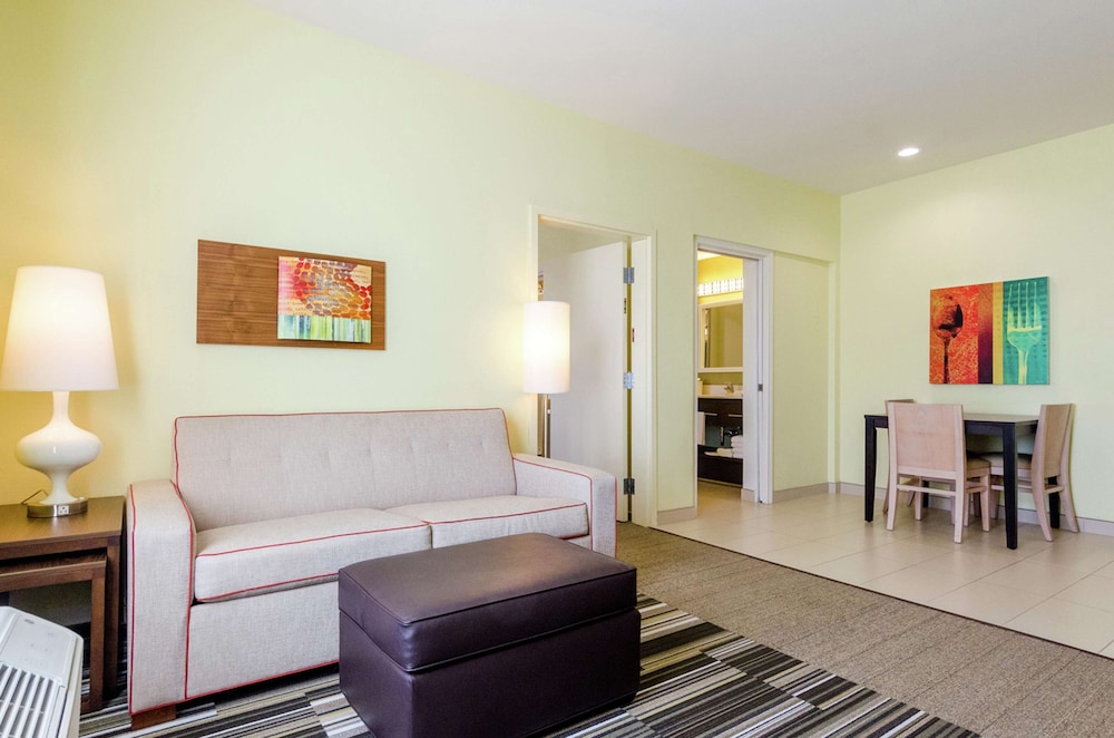 HOME2 SUITES BY HILTON PORTLAND 20/33