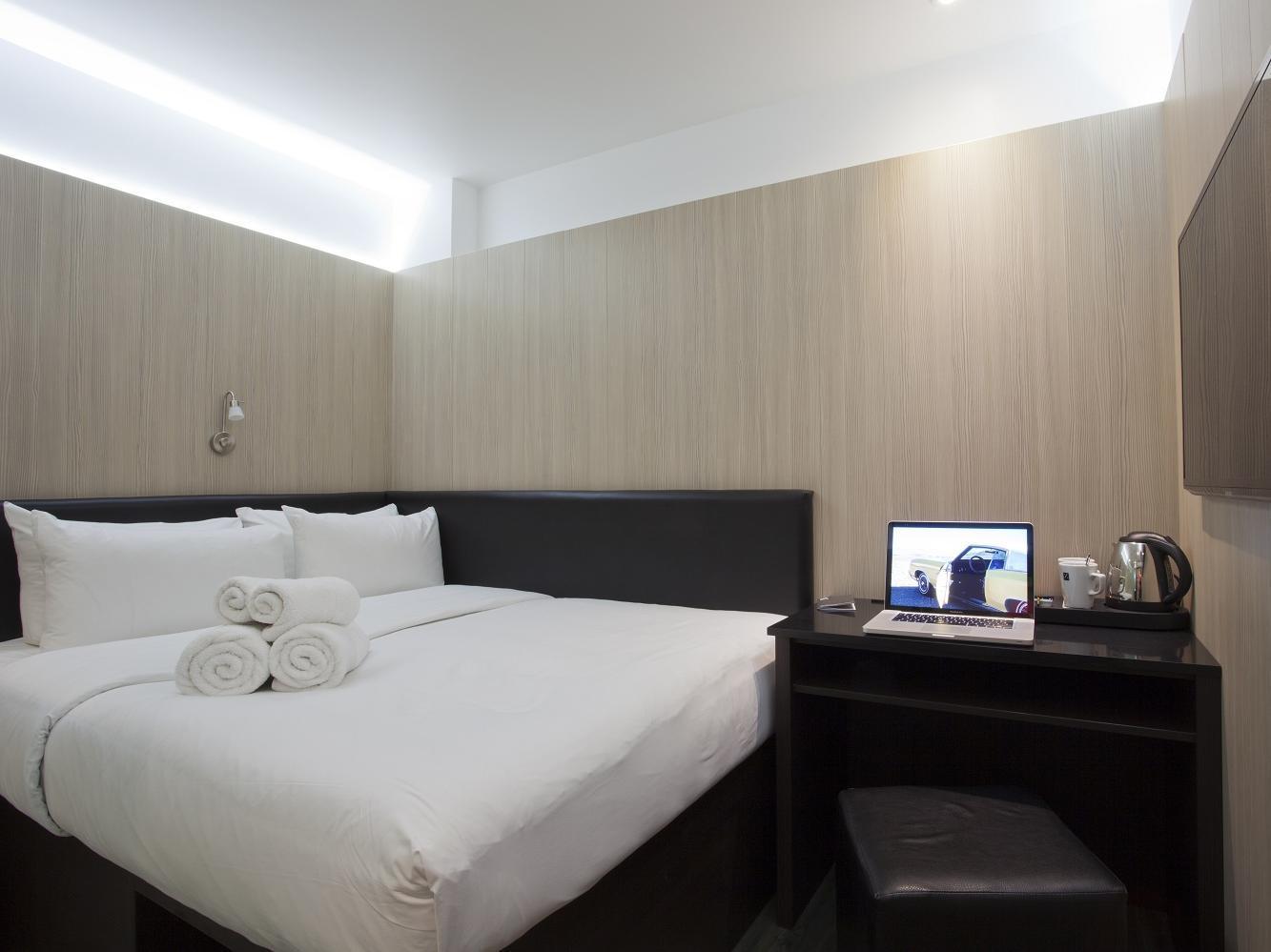 Inner, Z, Queen Bed