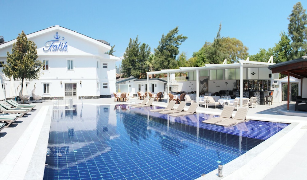 Fatih Apartments 1/59