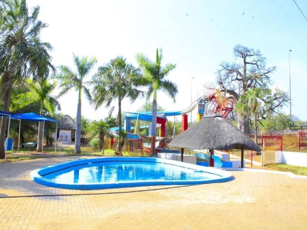 Sand River Resort 35/48