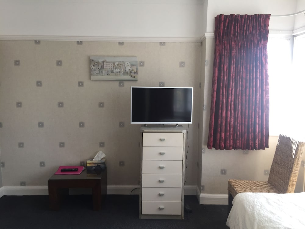 Edgware Bed and Breakfast 20/34
