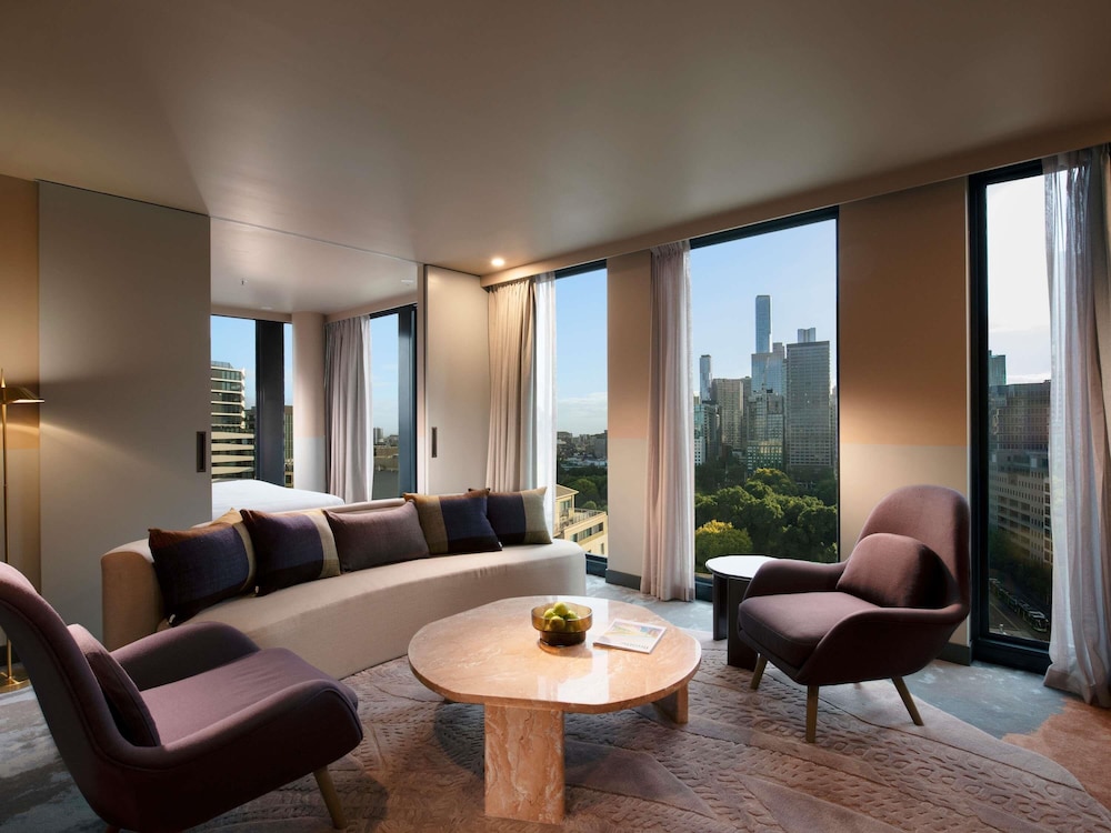 Mercure Melbourne La Trobe Street 31/51