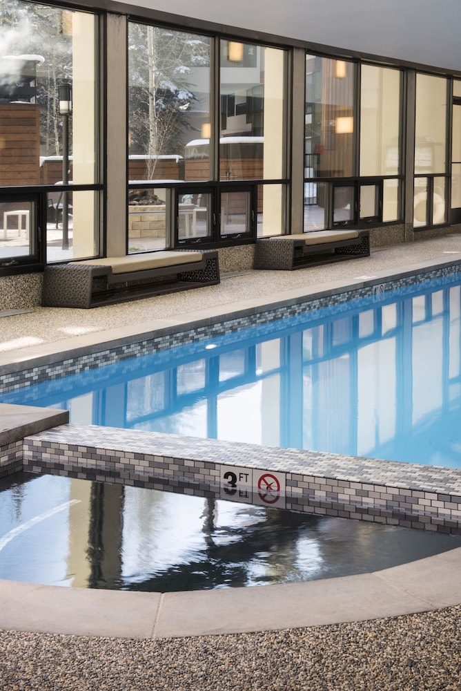 The Vail Spa Condominiums 30/76