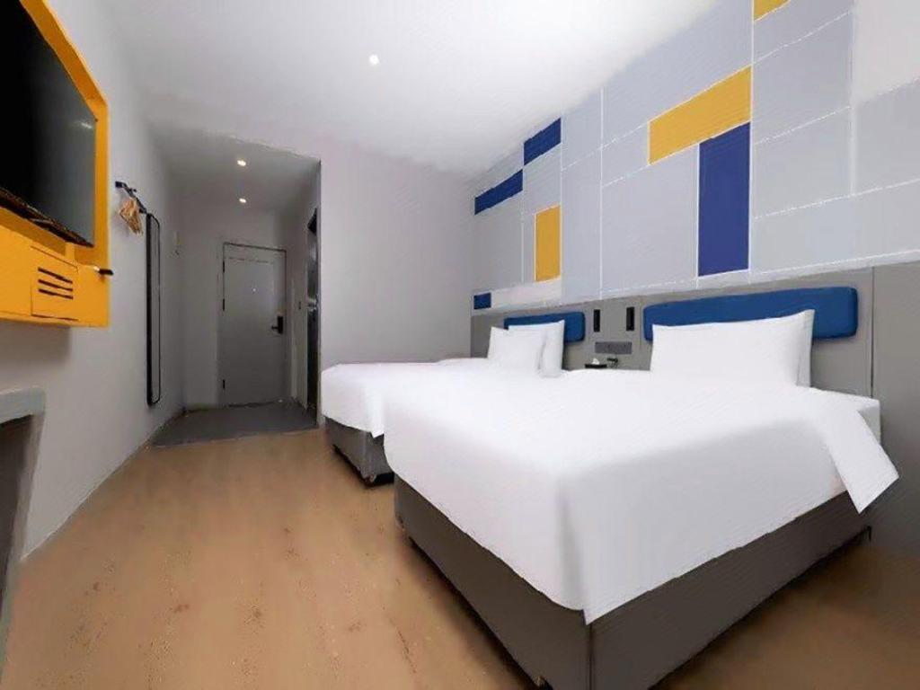 7 Days Inn (Suzhou Amusement Land Xinqu Commercial Street) 25/53