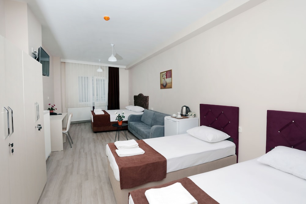 Beksiti Hotel 15/36