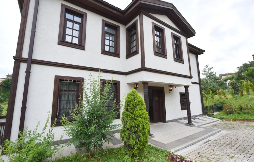 Zagnospasa Konaklari 14/61