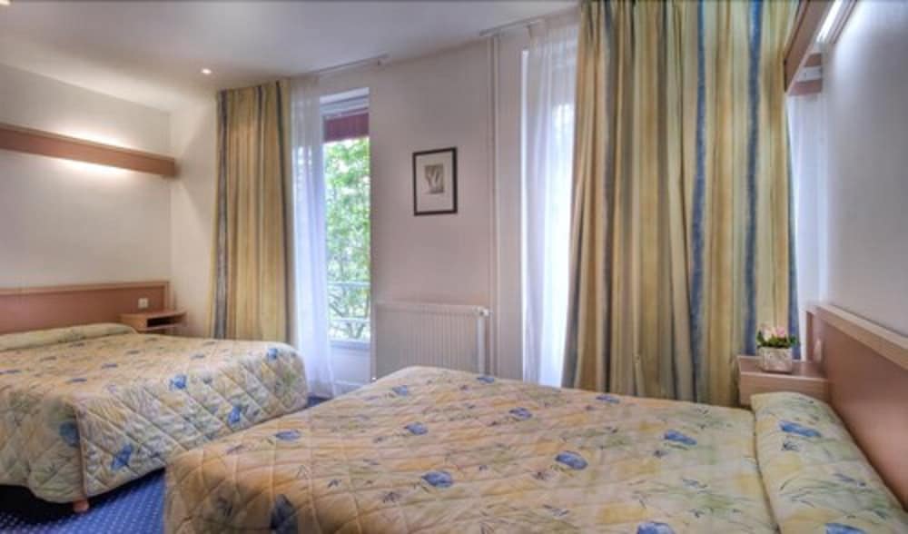 Edgar Quinet Hotel 13/37