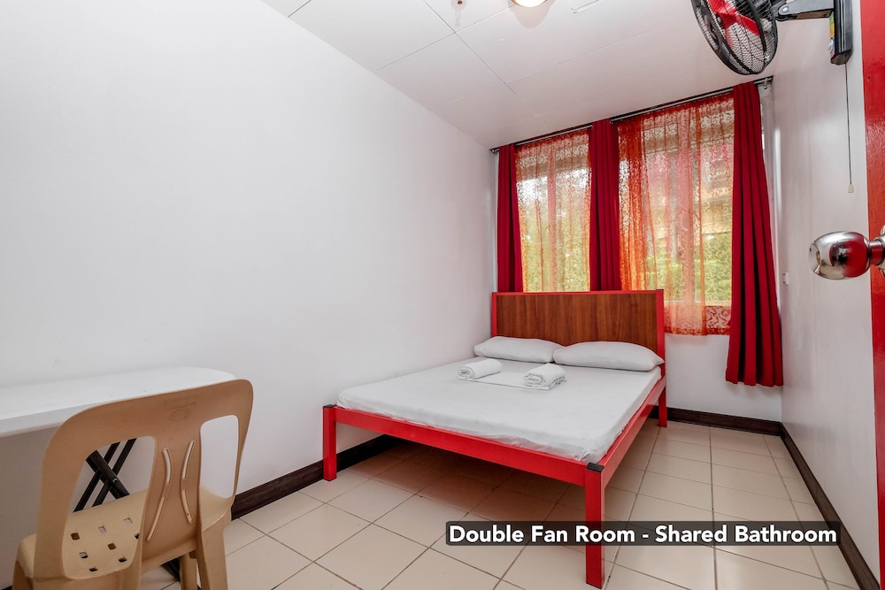 ROOM, DOUBLE BED, SHARED BATHROOM, WITH FAN
