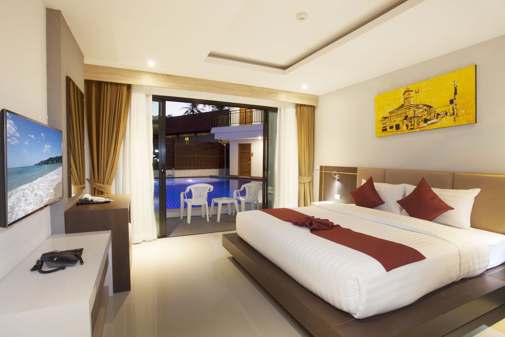 Paripas Patong Resort 19/76