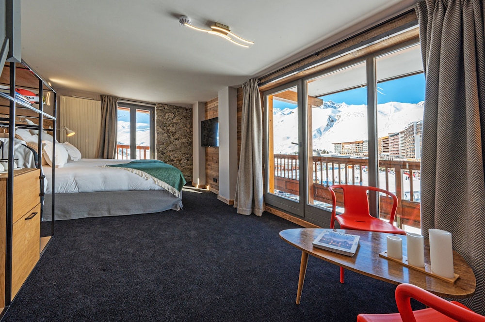 Le Levanna Hotel Restaurant 29/67
