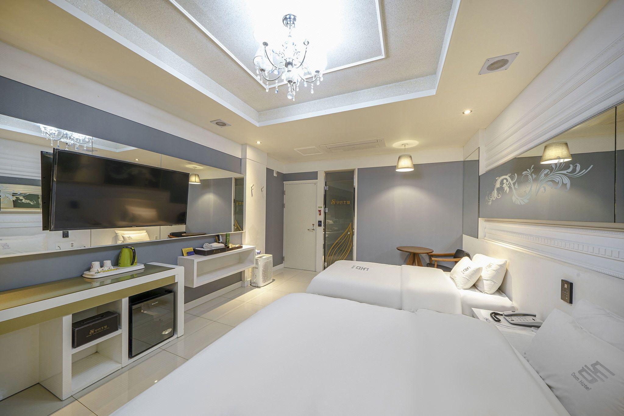 Dom Hotel 13/19