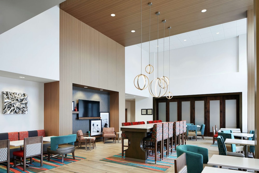 Hampton Inn & Suites Chicago/Waukegan Il 31/45