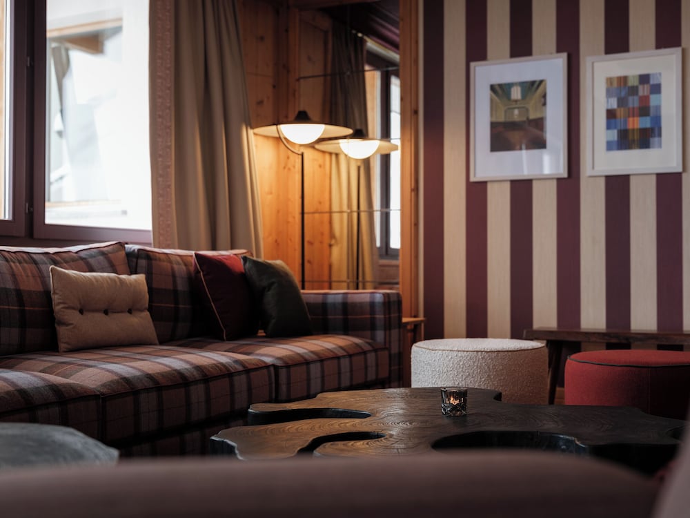 Chalet Hotel Schonegg 29/49