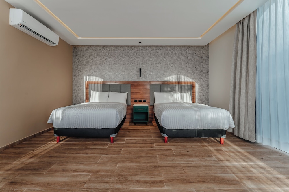 Hotel Chariot 14/46