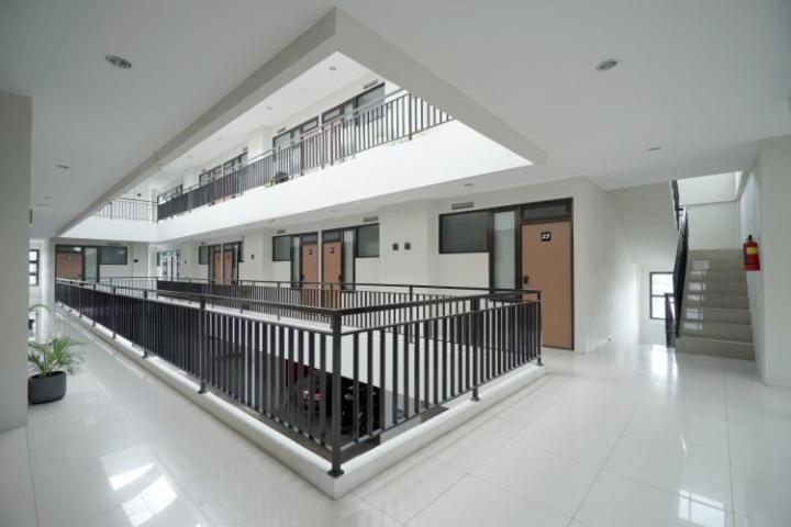 D'paragon Sumber Surakarta 7/22