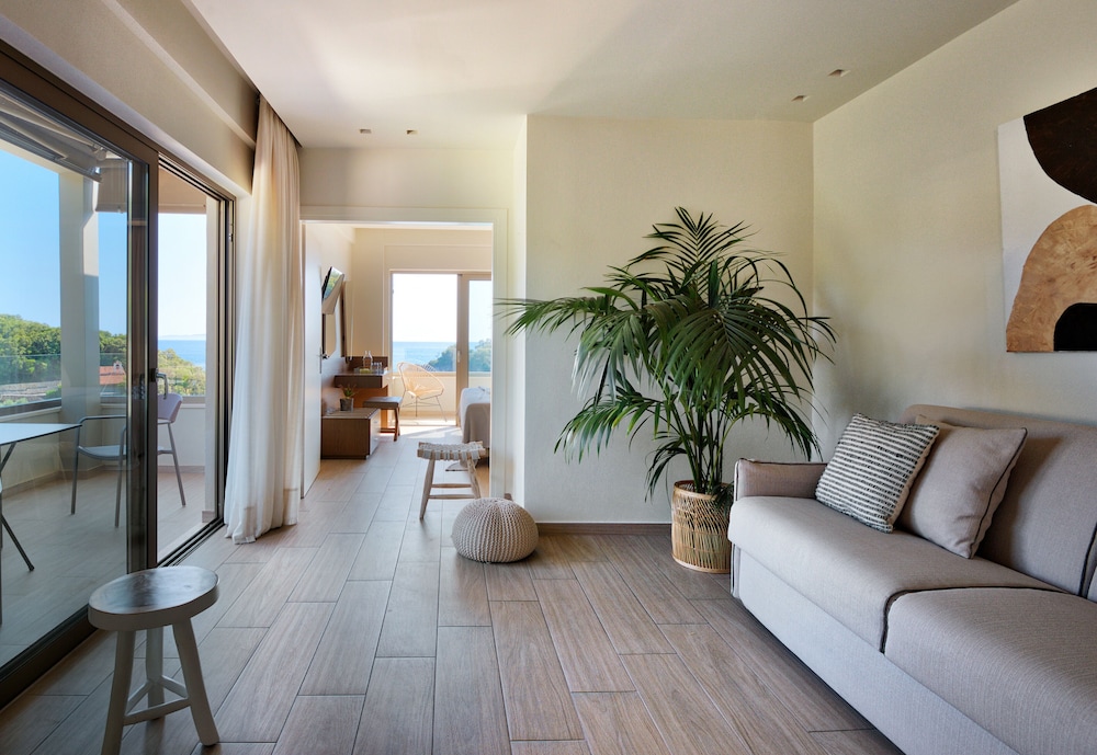 Prima Vista Beachfront Boutique Hotel 31/60