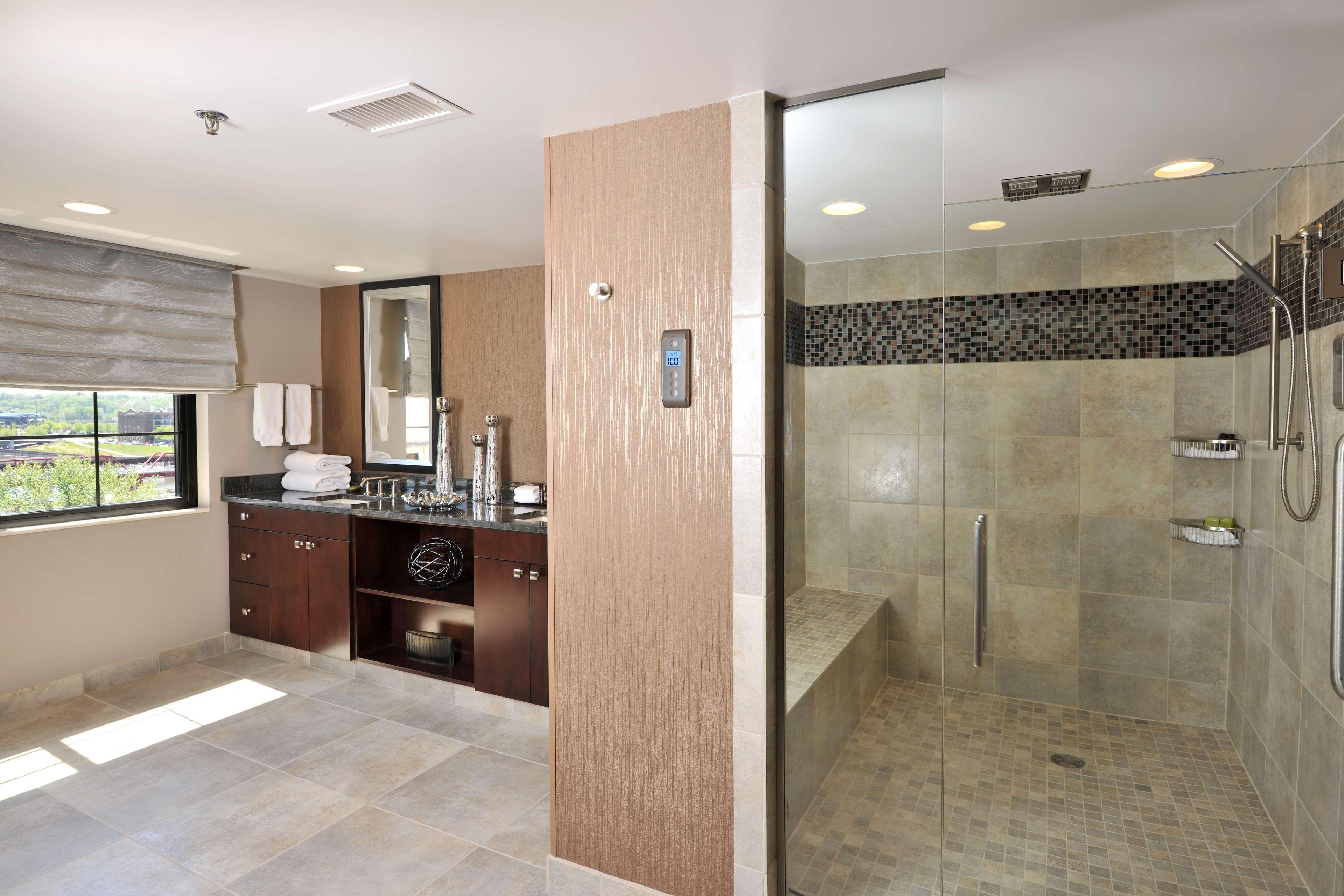 Presidential, Suite, King Bed, 2 Bathrooms