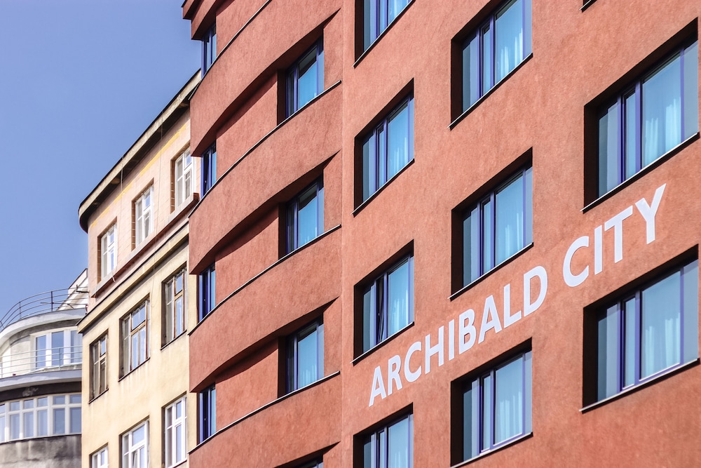 Archibald City Hotel 39/43