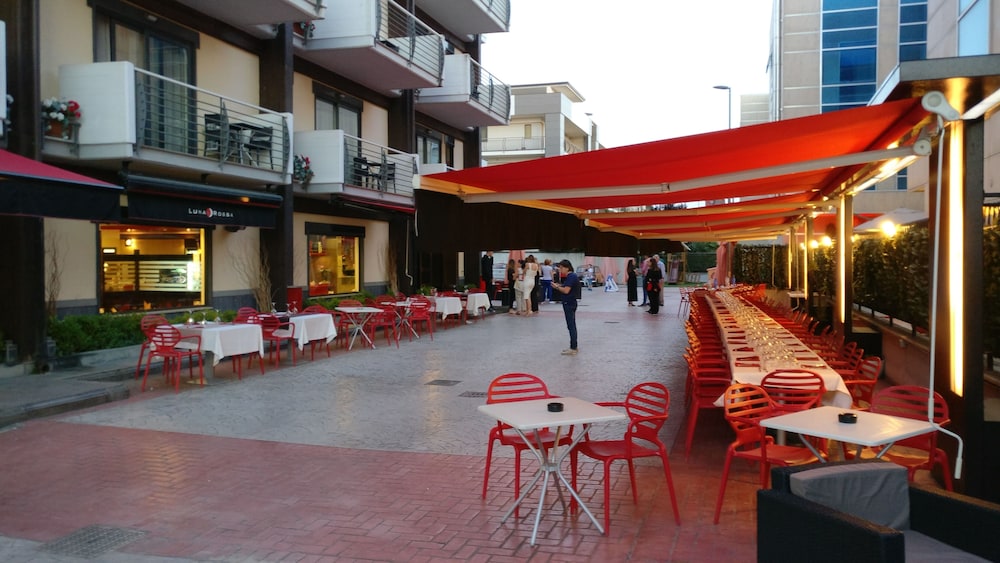Rama Palace Hotel 68/71