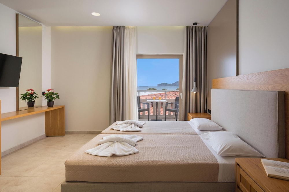 غرفة بسريرين منفصلين، Petritos Rooms And Studios 4/10