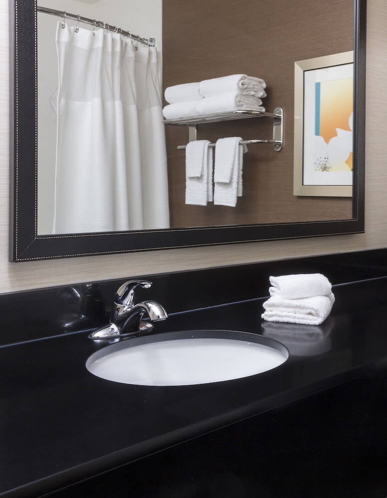 SureStay by Best Western Bismarck 20/35