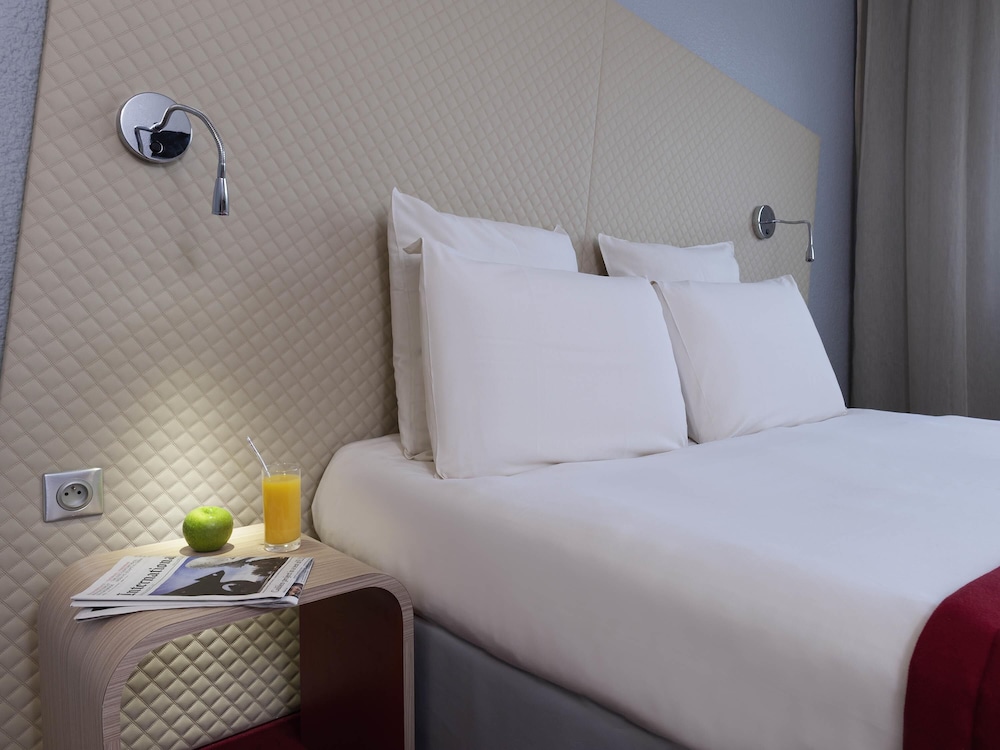 Hotel Mercure Paris Le Bourget 38/74