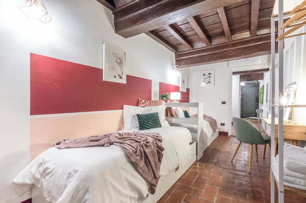 Wine Apartments Florence Ciliegiolo 4/42