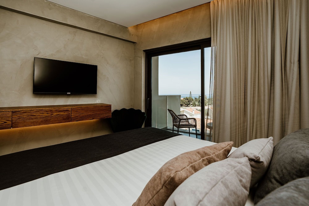 Cavo Zoe Seaside 16/49