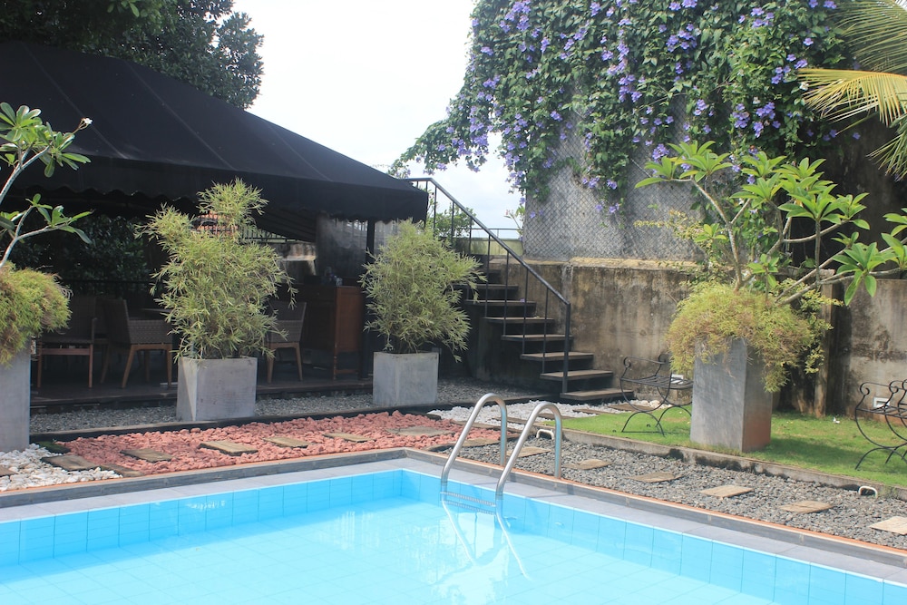 Villa Escondite 47/50