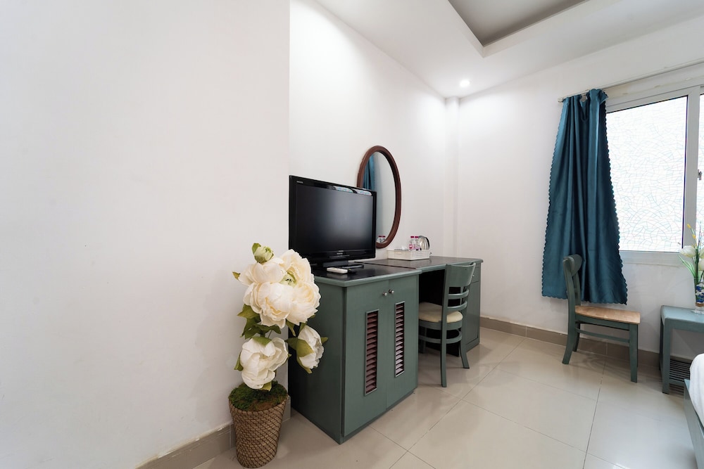 Collection O Cozy 5 Hotel - Near SECC 38/43