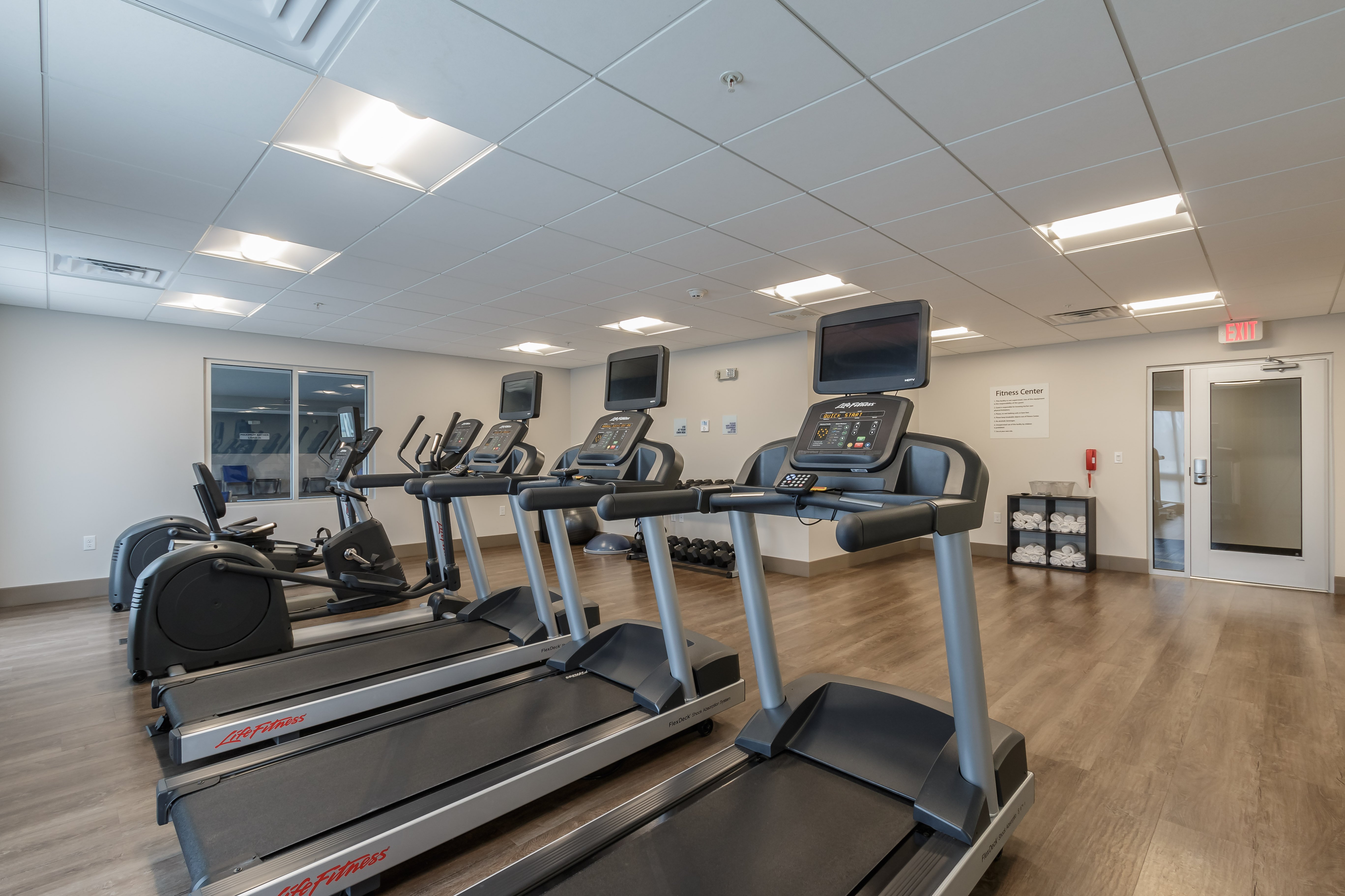 Holiday Inn Express and Suites South Bend South 43/64