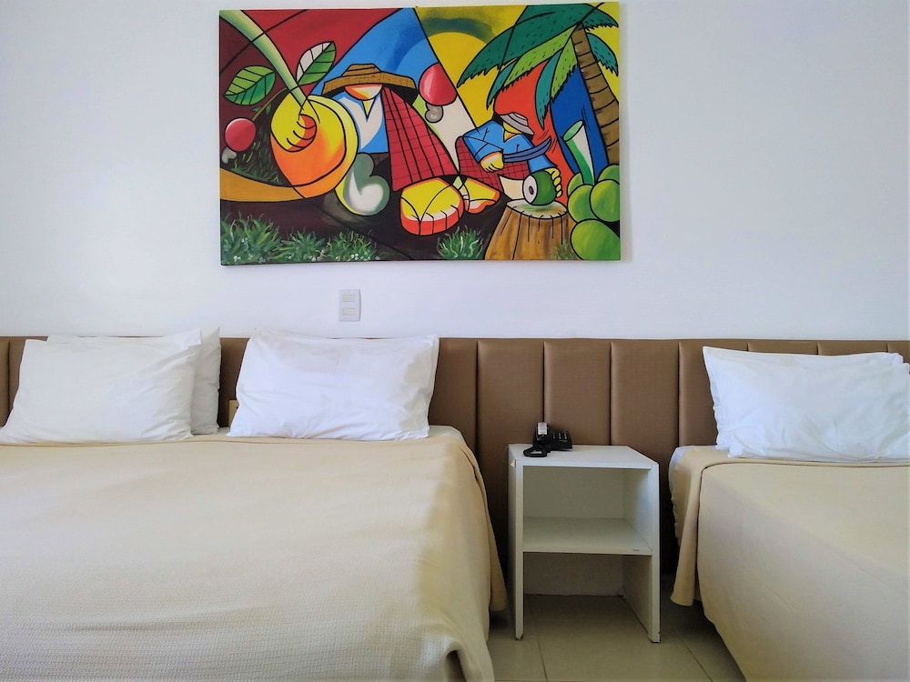 Simas Praia Hotel 27/65
