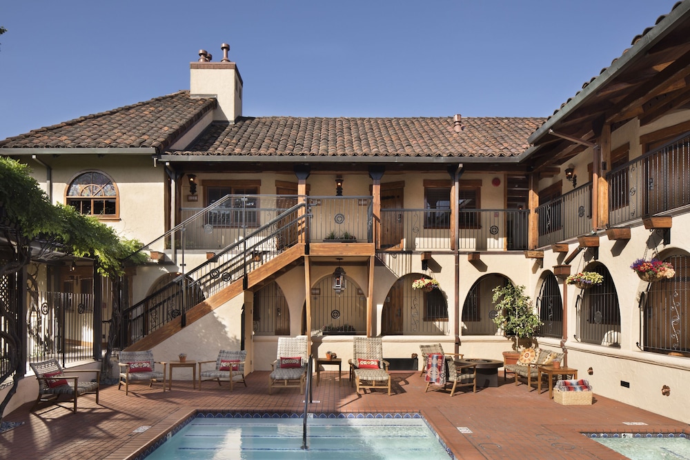 Rancho Caymus Inn 1/56