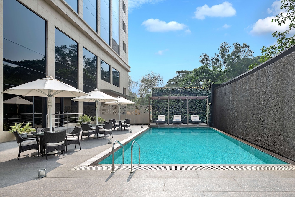 Radisson Mumbai Andheri MIDC 63/65