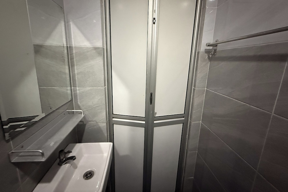 Tiong Nam Hotel 49/49