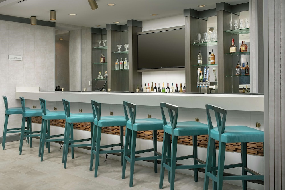 Hilton Garden Inn Westchester Dobbs Ferry 44/51