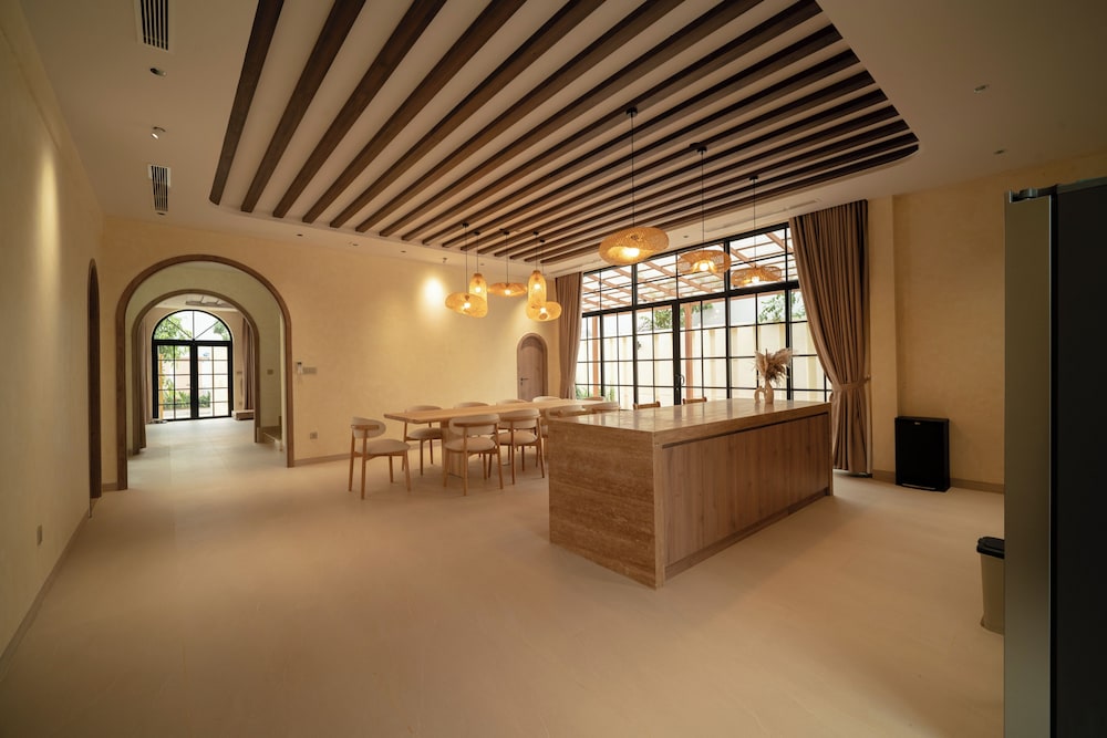 Mercury Phu Quoc Resort & Villas 51/63