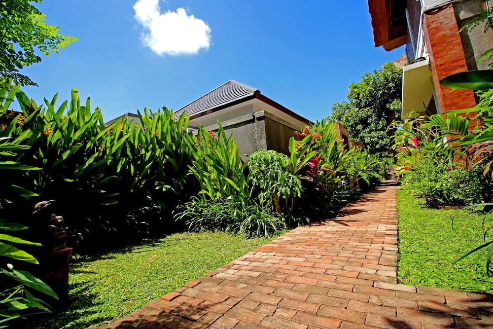 Uma De Villa Sanur 1/37