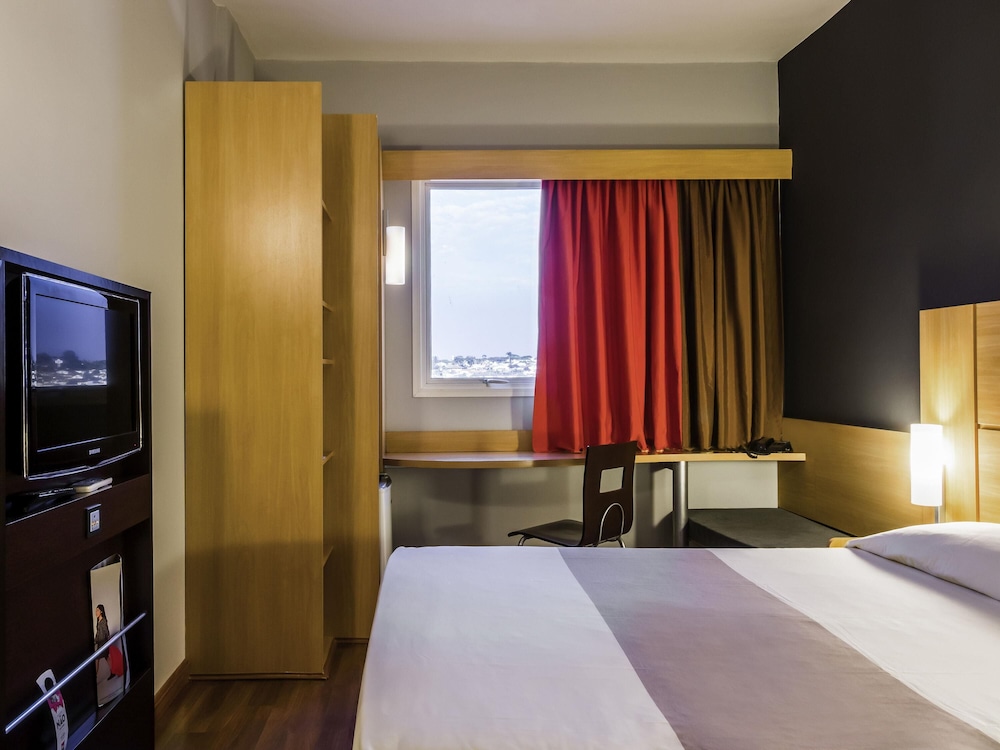 Ibis Jaboticabal 22/47