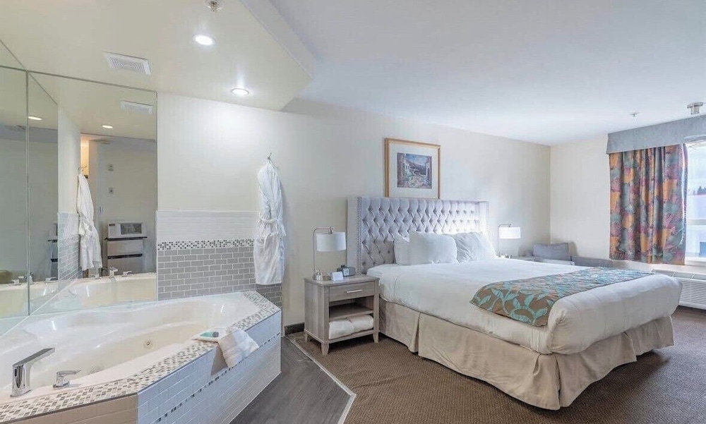 Foxwood Inn & Suites 28/51
