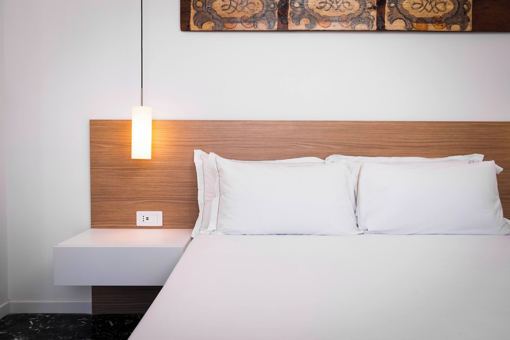 Skyline Boutique Hotel 15/50