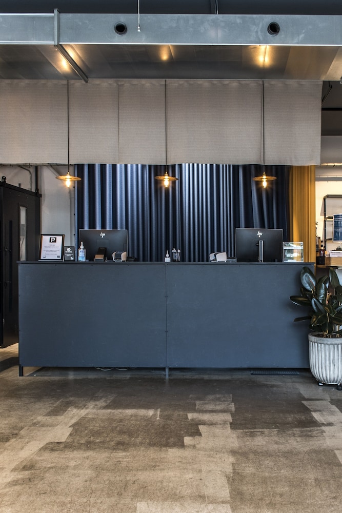 CPH STUDIO HOTEL 8/82