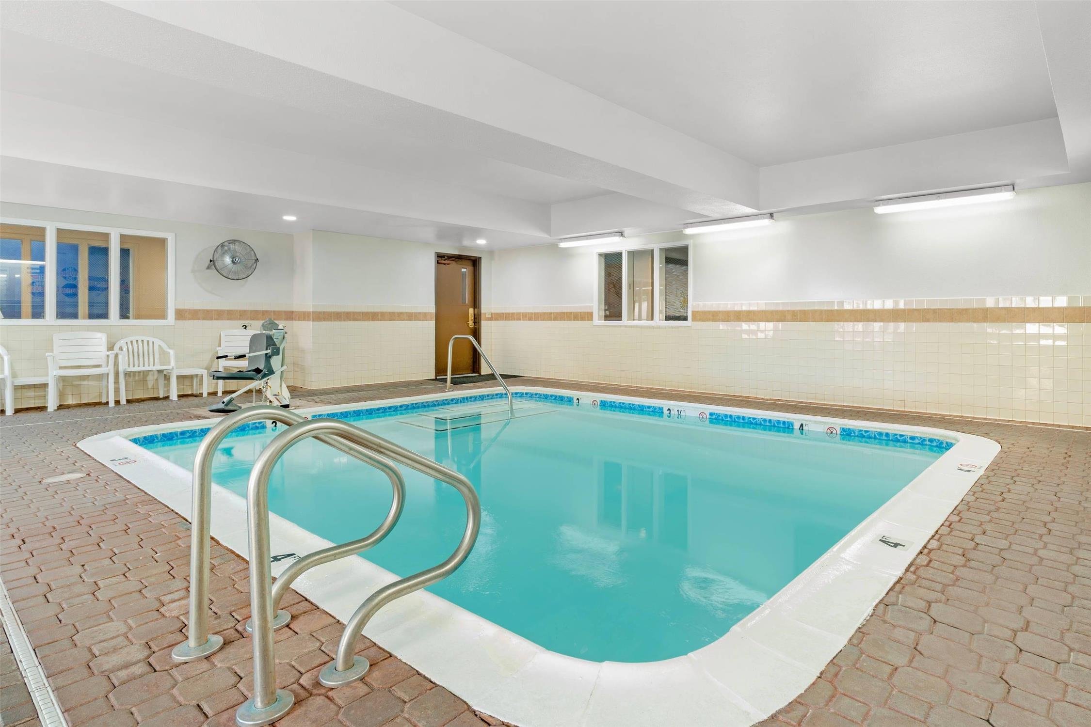 Comfort Inn & Suites Sacramento University Area 5/15