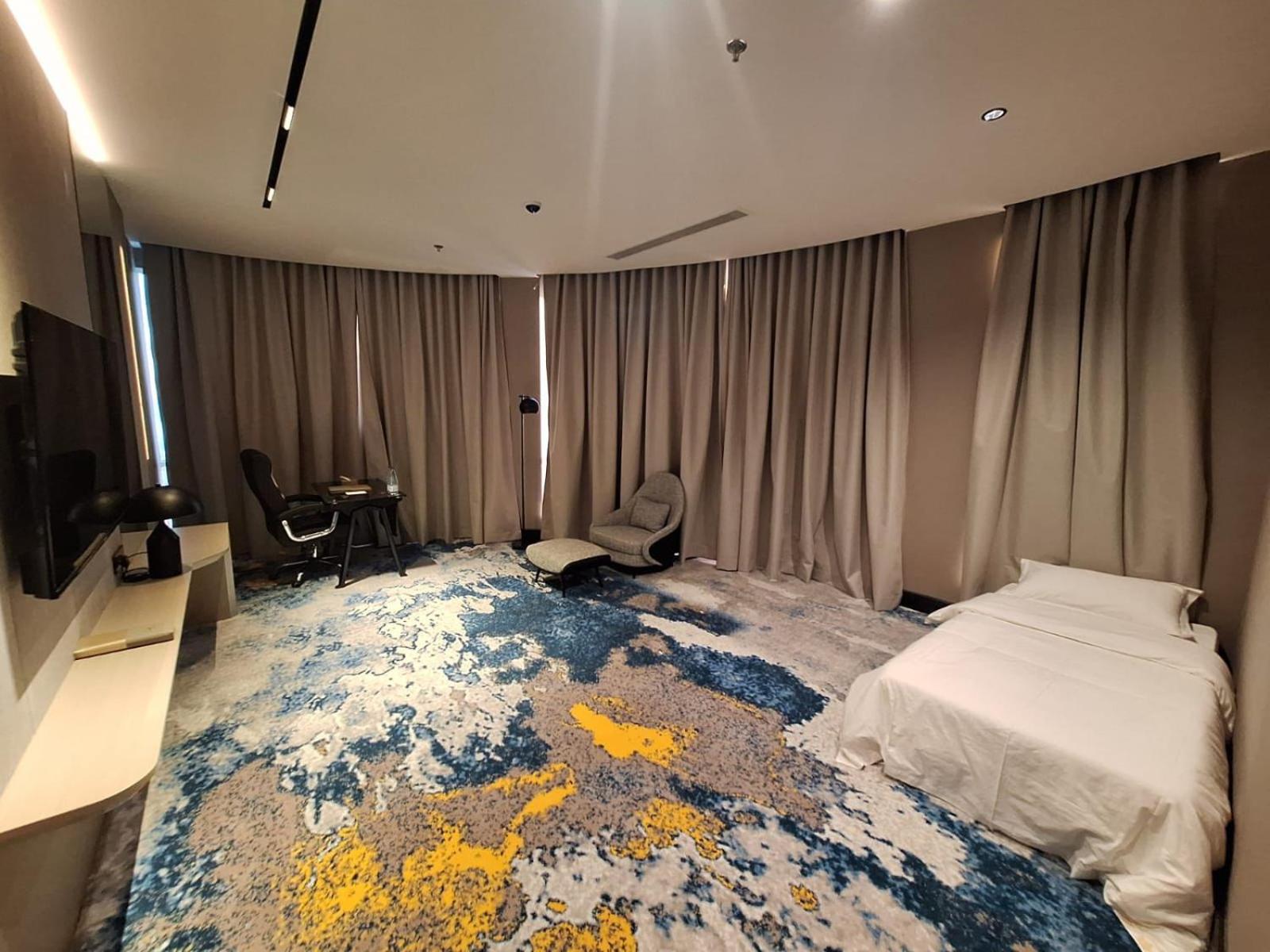 Taj Lives Hotel 48/70