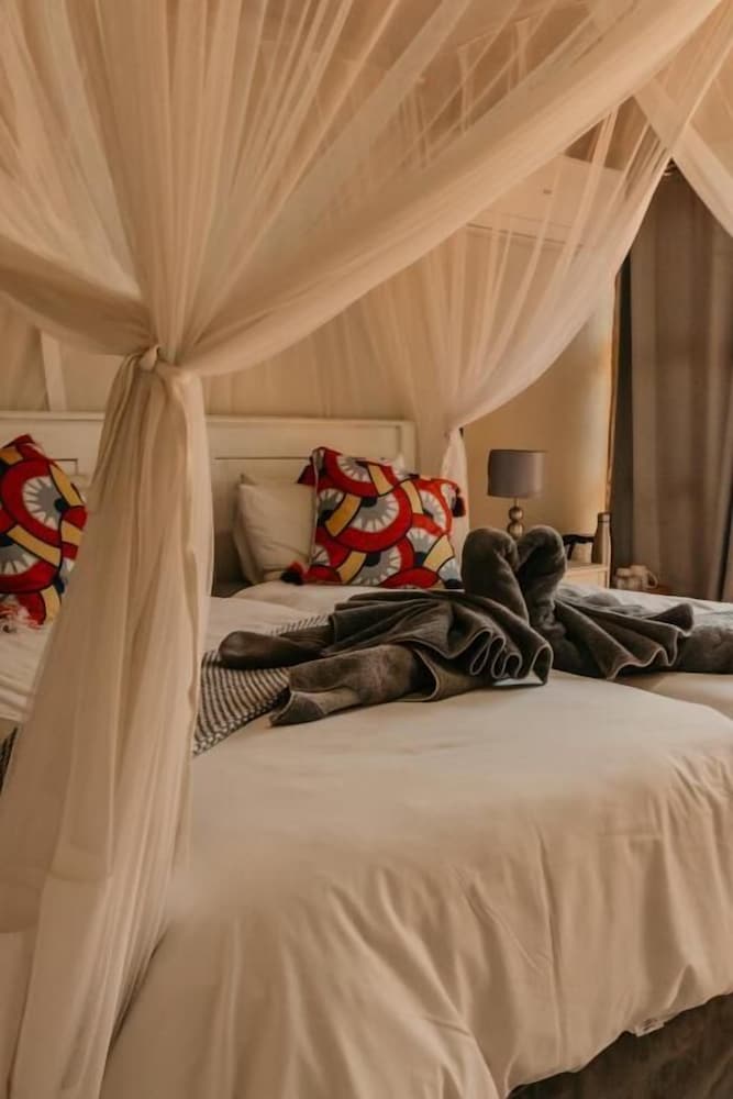 Panzi Lodge 3/50