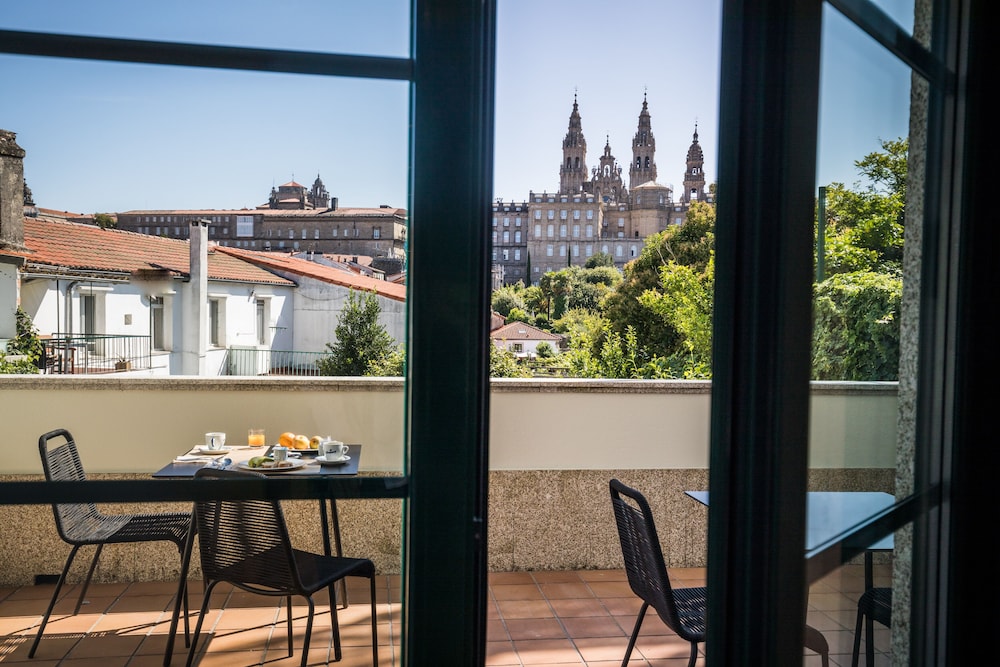Pombal Rooms Santiago 33/50