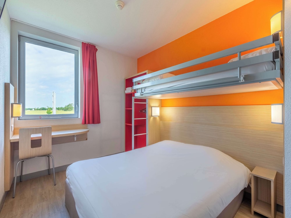 Hotel Premiere Classe Chartres Barjouville 19/50