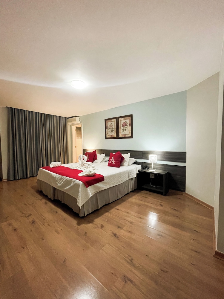 Athos Hotel 8/49